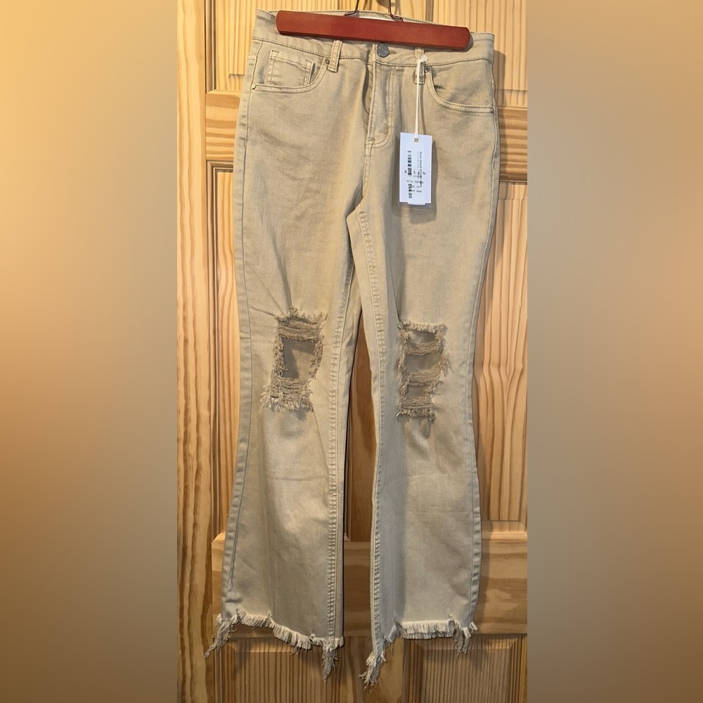 Risen high rise straight cropped jeans NWT these run big